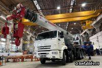 ЧМЗ выпустил автокран грузоподъемностью 35 тонн с расширенным функционалом