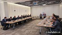 Глава Роснедра встретился с топ-менеджментом Росгеологии