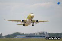 Российский самолет SJ-100 поднялся на высоту 12,2 тыс. метров