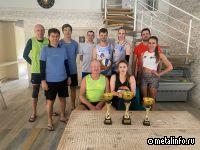 Продолжаем заниматься спортом: пляжка, спортинг, боулинг, бильярд (фото)