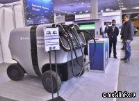 "Росатом" представил беспилотного "робота-заправщика" для электромобилей