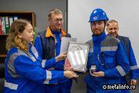 На ВИЗ-Стали наградили лучших резчиков металла