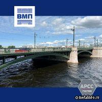 Знаменитый Биржевой мост в Санкт-Петербурге защищают материалы ВМП