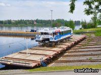 На Средне-Невском судостроительном заводе спустили на воду скоростной пассажирский катамаран