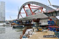 Завершена надвижка основных конструкций нового моста через Москву-реку (фото)