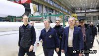 Денис Мантуров ознакомился с ходом строительства Национального космического центра